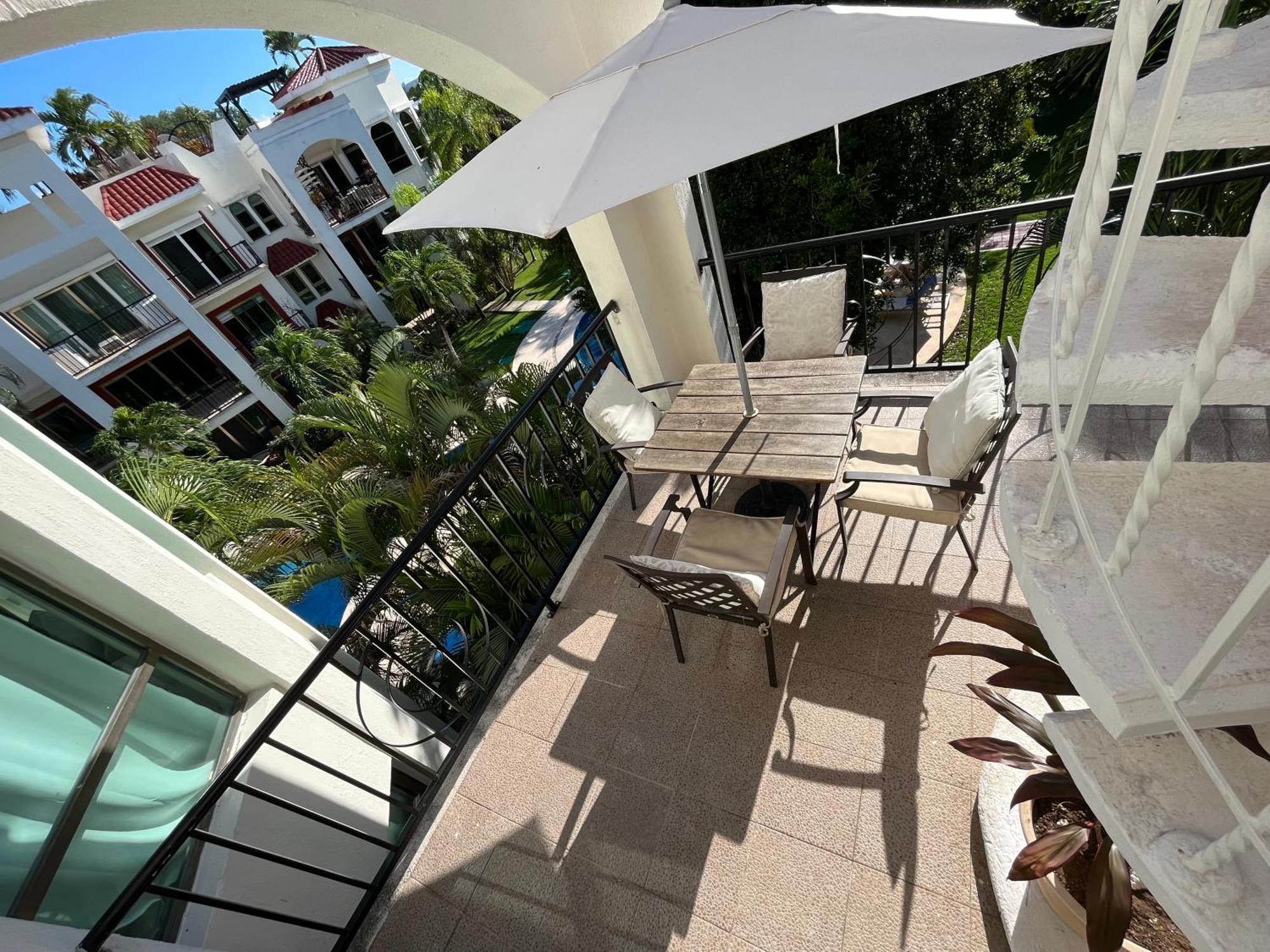 Paseo Luxury Suites Playa del Carmen Bagian luar foto